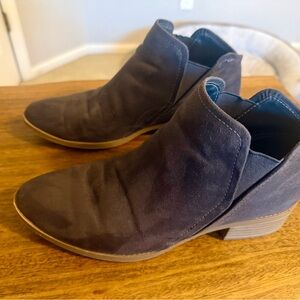 Elegant Brown Ankle Booties